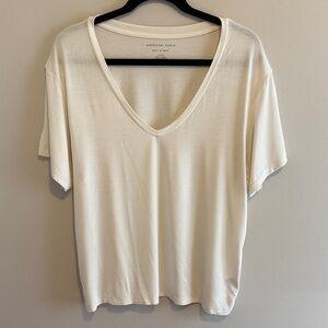 American Eagle Outfitters Soft Cream V-Neck Tee